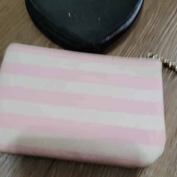 Testing Silent Show - Picture 8 of 16